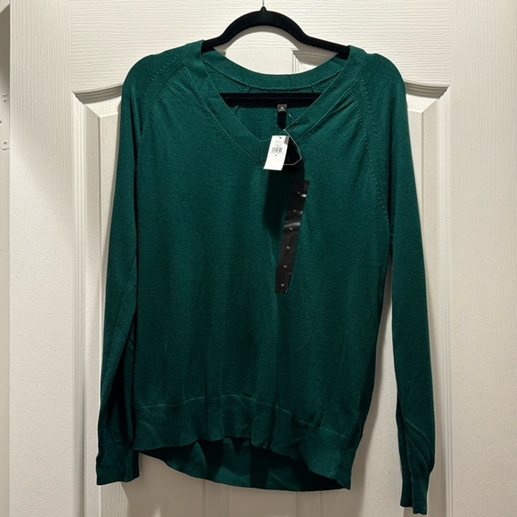 Banana Republic Green Forever Sweater - Picture 1 of 4